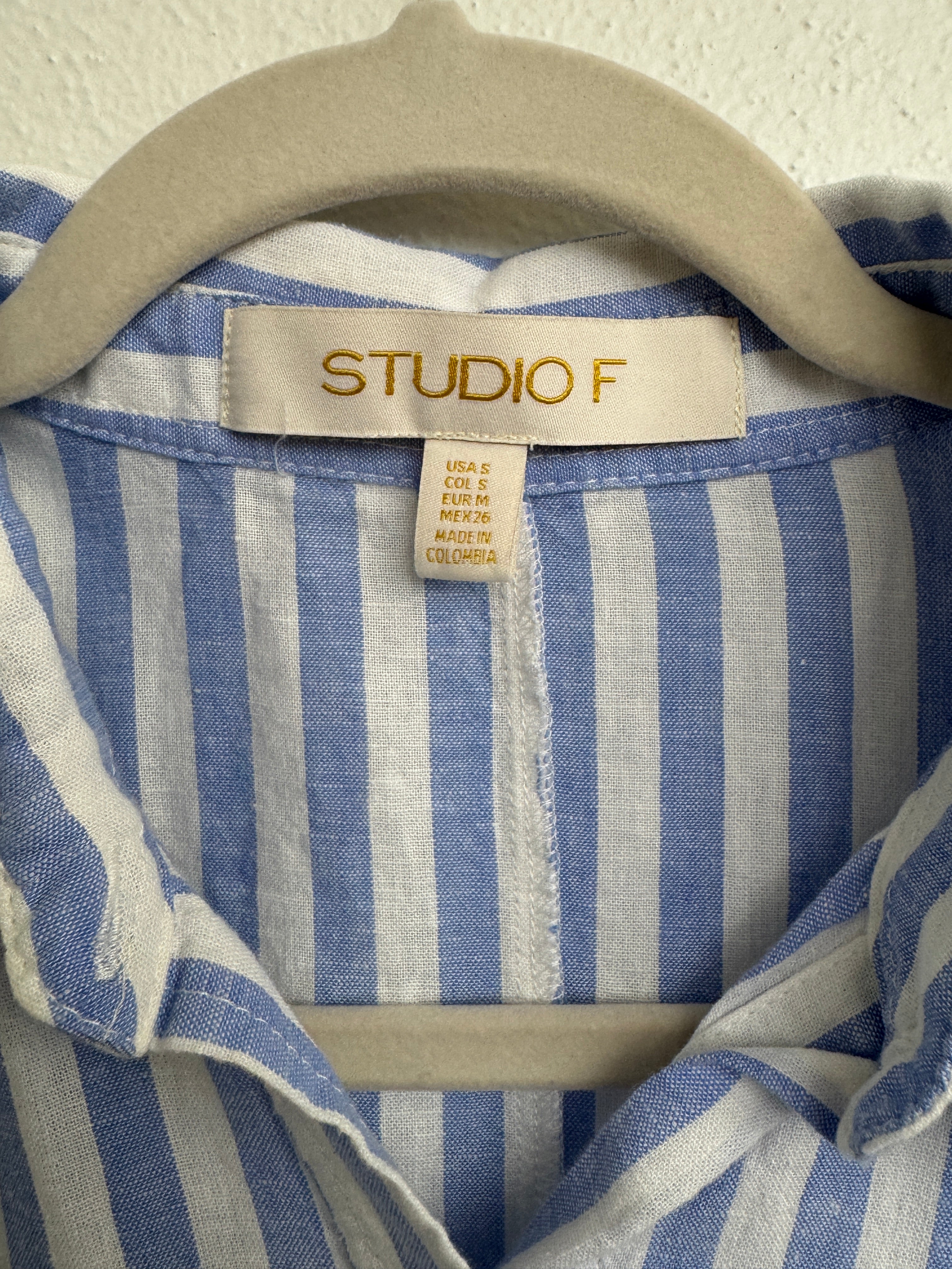 Oversized button down shirt (Size S/M)