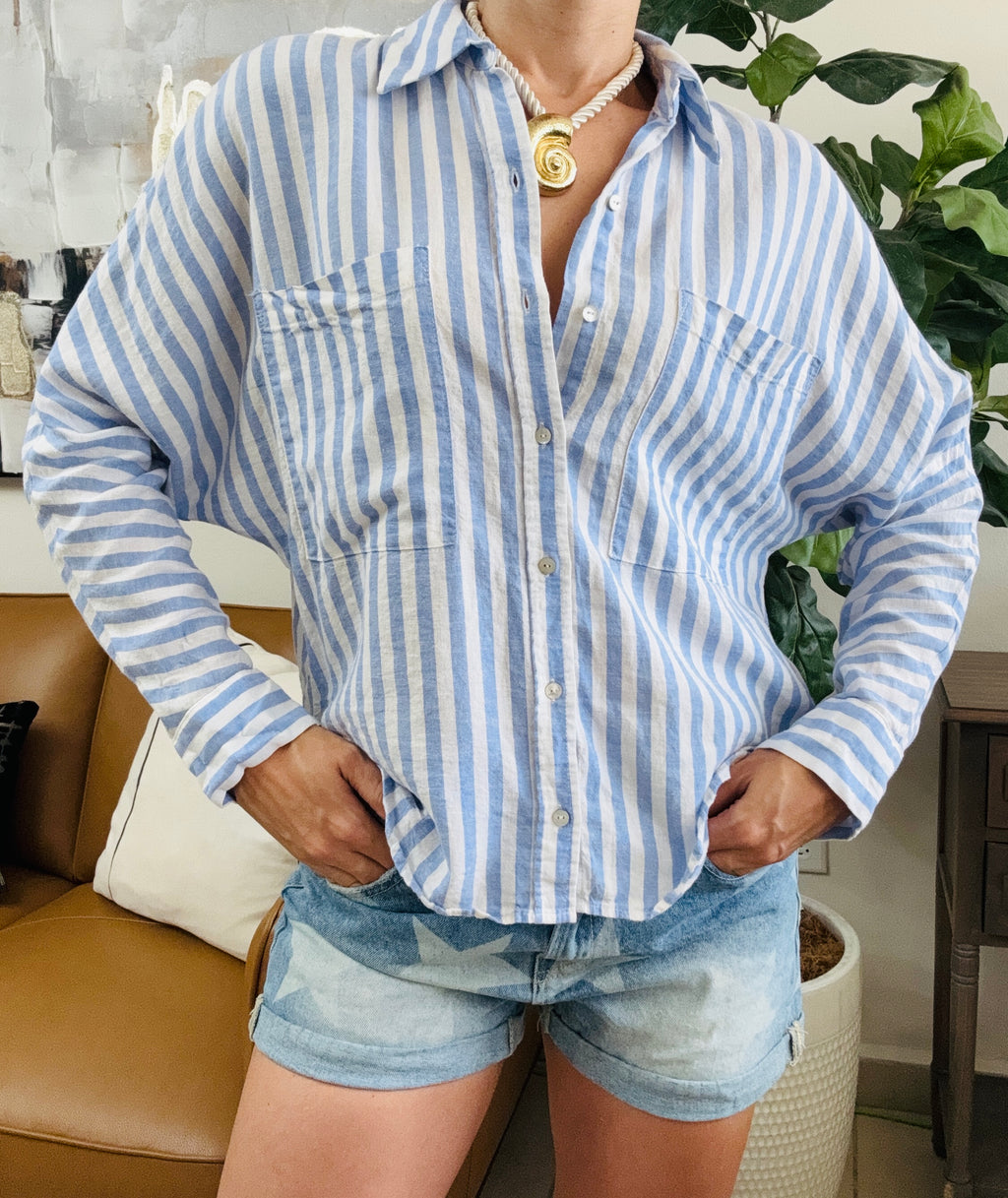 Oversized button down shirt (Size S/M)