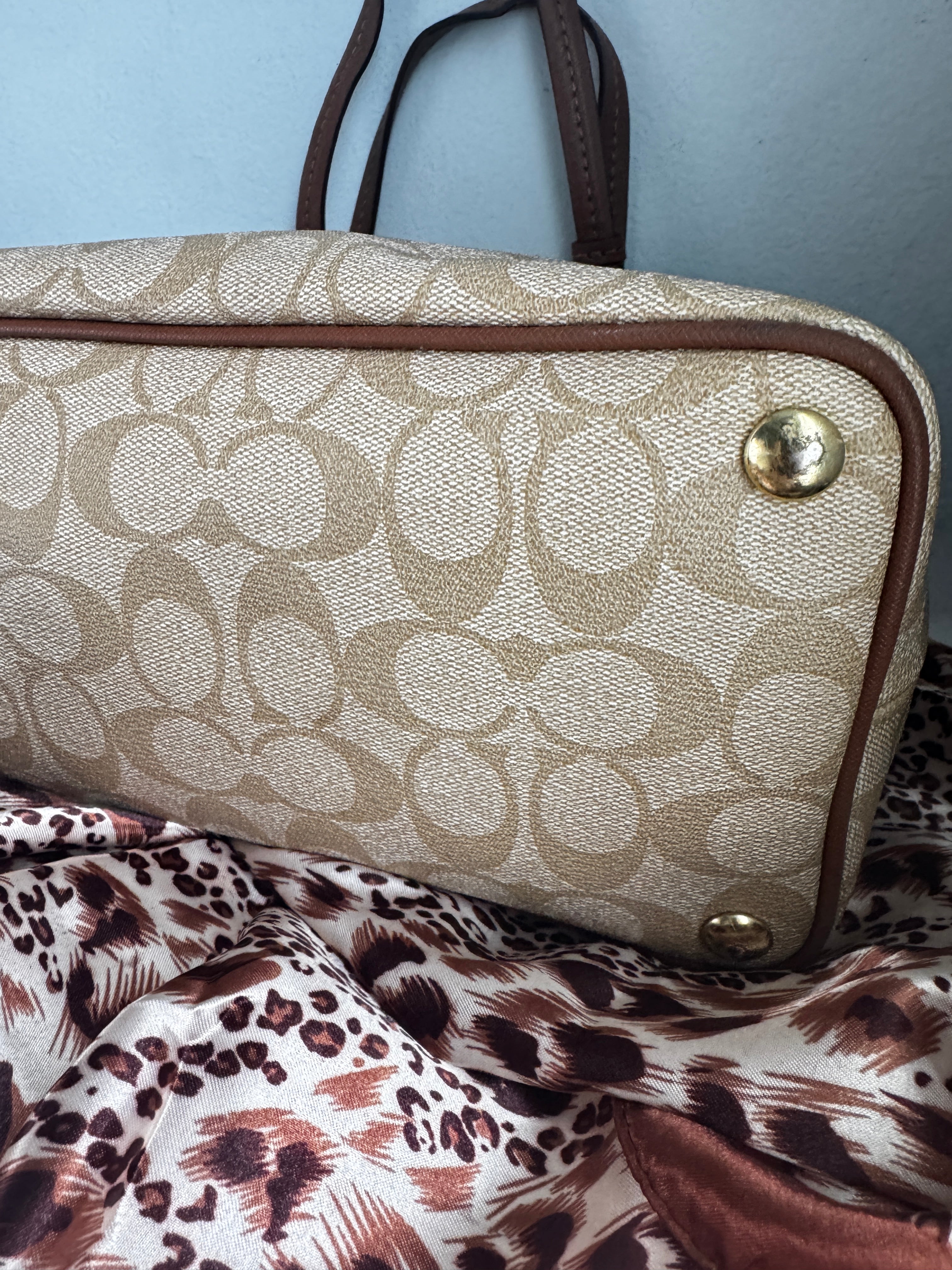 Coach Peyton Satchel Original(fair condition)