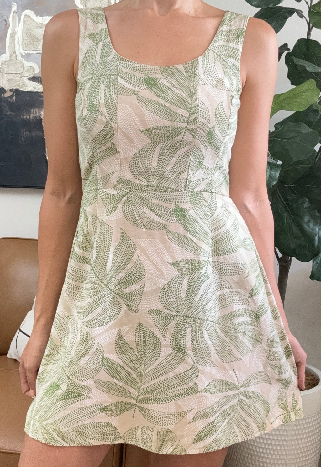 Tropical Short Sleeve Mini Dress (Size M)(Fits S too)